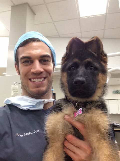 Dr Carlos Rodríguez